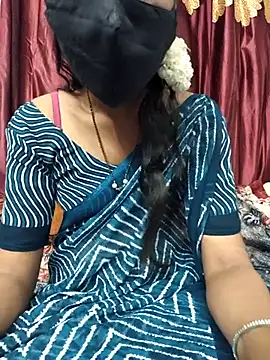 reshma124 online show from 06/28/26, 09:04