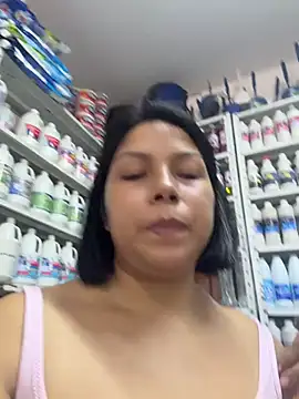 ISABELLA  LUNA online show from 07/29/26, 01:42