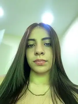 Snapshot of Hanna_Cruz_ chatting on 06/02/26, 05:37 Hanna Cruz online show from 06/02/26, 05:37