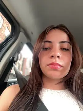 Snapshot of Hanna_Cruz_ chatting on 06/06/26, 05:17 Hanna Cruz online show from 06/06/26, 05:17