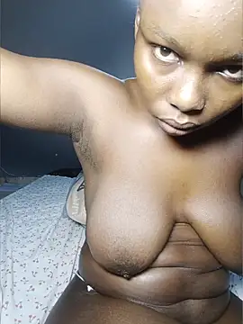 Snapshot of Sexymaurine chatting on 06/10/26, 02:34 Sexymaurine online show from 06/10/26, 02:34