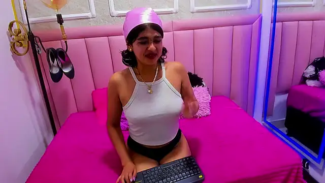 velvet girll online show from 06/23/26, 05:38