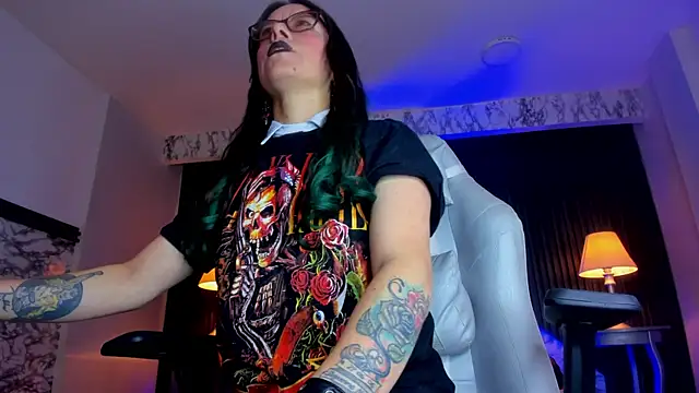 EvangelineJoness online show from 06/09/26, 12:06