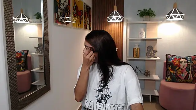  Lucy Grey  online show from 06/06/26, 11:15