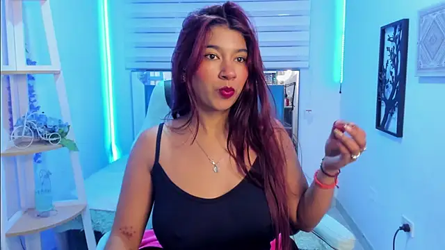 Snapshot of Aurora_Blazee chatting on 06/11/26, 12:36 Aurora Blazee online show from 06/11/26, 12:36