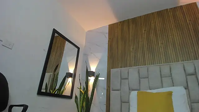 Ivy grayy  online show from 07/27/26, 06:04