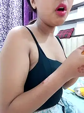 Snapshot of manisha-rani09 chatting on 06/10/26, 06:40 manisha-rani09 online show from 06/10/26, 06:40