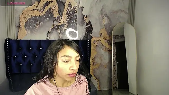 Adarasuri v online show from 06/03/26, 02:58
