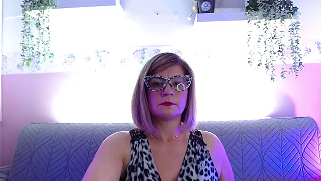 Snapshot of Samantha_Brm chatting on 05/25/26, 08:26 Samantha Brm online show from 05/25/26, 08:26