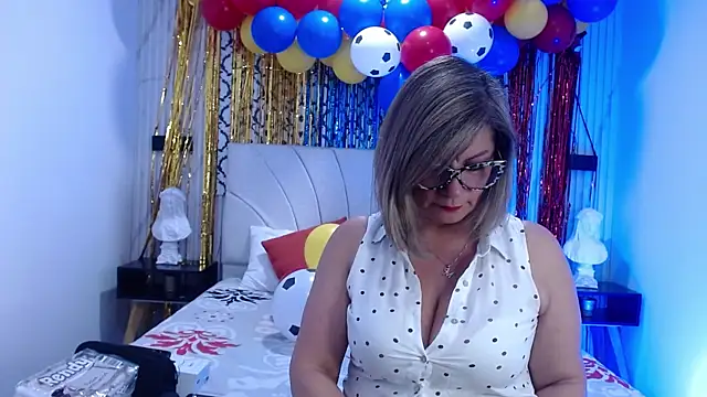 Samantha Brm online show from 06/30/26, 08:21