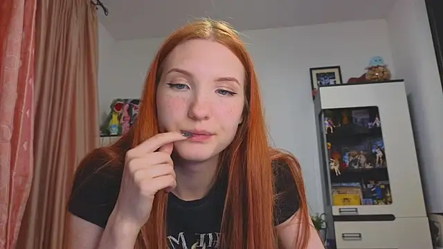 Snapshot of Olivia_Ridd chatting on 06/10/26, 11:24 Olivia Ridd online show from 06/10/26, 11:24