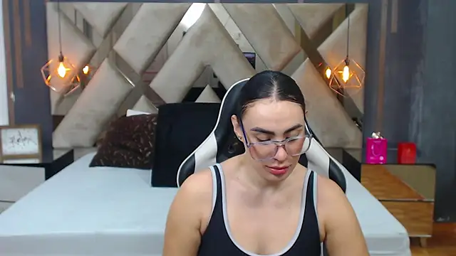 MartinaaFit online show from 07/28/26, 12:48