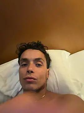 Snapshot of DarkfleX chatting on 06/15/26, 06:32 DarkfleX online show from 06/15/26, 06:32