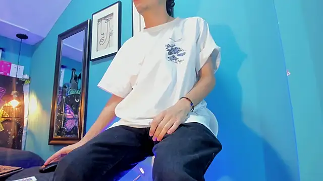 kevinn bluee online show from 05/27/26, 01:57