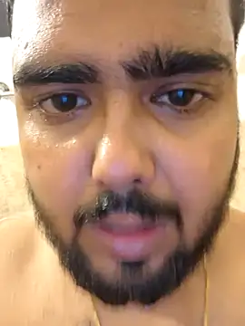 Snapshot of Sexyboyforyou33 chatting on 06/05/26, 04:35 Sexyboyforyou33 online show from 06/05/26, 04:35