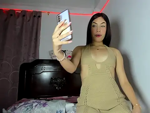 Snapshot of Samantha_sin19 chatting on 06/13/26, 12:41 Samantha sin19 online show from 06/13/26, 12:41