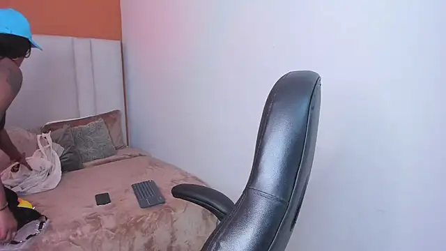 Mia boobs24 online show from 06/16/26, 12:08