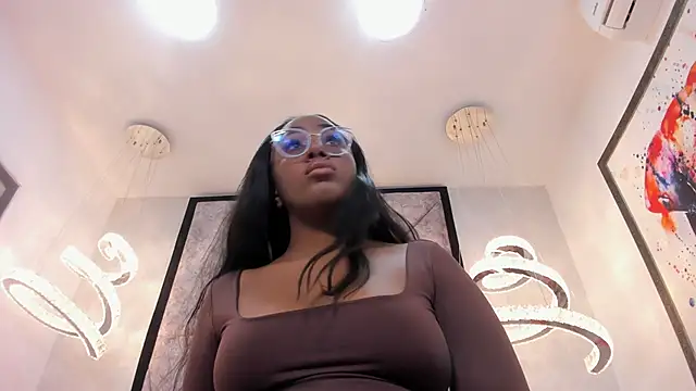 Snapshot of ZoeBrowns chatting on 06/08/26, 12:38 ZoeBrowns online show from 06/08/26, 12:38