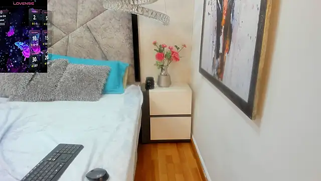 ZoeBrowns online show from 07/23/26, 01:09