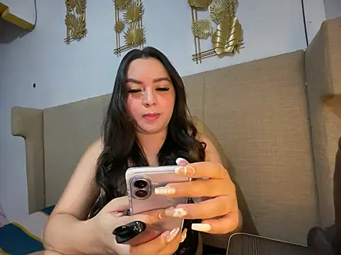 Snapshot of lustfull_bella chatting on 07/10/26, 03:47 lustfull bella online show from 07/10/26, 03:47
