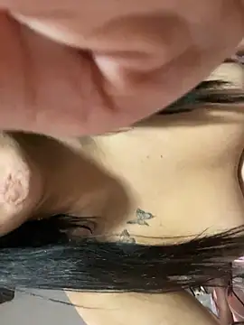 mileninhasexy online show from 06/03/26, 04:01