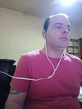 Snapshot of Safado700 chatting on 06/06/26, 02:49 Safado700 online show from 06/06/26, 02:49
