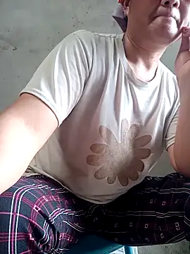 Snapshot of Jiju-min chatting on 06/16/26, 12:46 Jiju-min online show from 06/16/26, 12:46