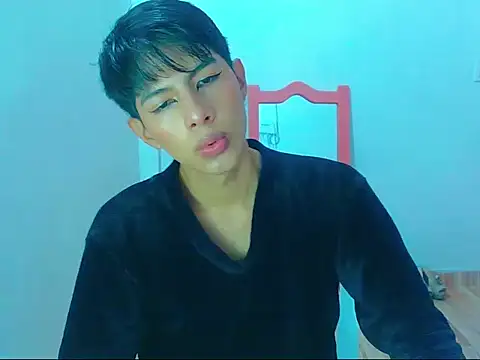 Snapshot of phuwin_bj chatting on 05/31/26, 05:37 phuwin bj online show from 05/31/26, 05:37