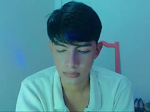 Snapshot of phuwin_bj chatting on 06/03/26, 04:48 phuwin bj online show from 06/03/26, 04:48