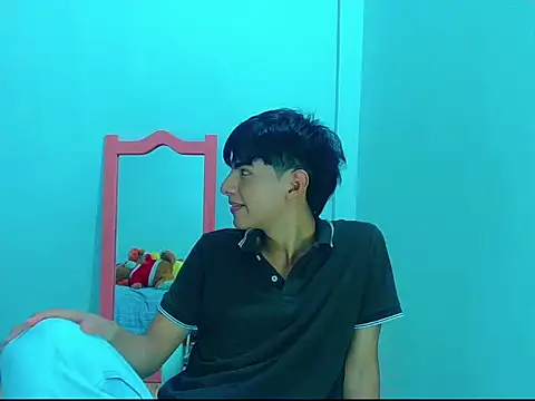 Snapshot of phuwin_bj chatting on 06/08/26, 06:47 phuwin bj online show from 06/08/26, 06:47