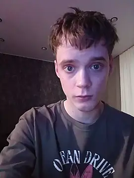 Snapshot of Gaarty chatting on 06/05/26, 11:43 Gaarty online show from 06/05/26, 11:43