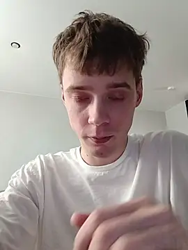 Snapshot of Gaarty chatting on 06/10/26, 02:34 Gaarty online show from 06/10/26, 02:34