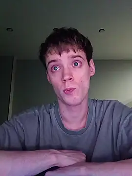 Snapshot of Gaarty chatting on 06/24/26, 07:57 Gaarty online show from 06/24/26, 07:57