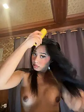 hugecock tamira online show from 07/25/26, 02:53