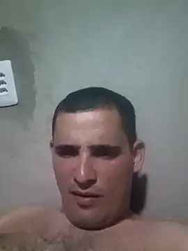 Snapshot of Marcosgay chatting on 06/15/26, 02:36 Marcosgay online show from 06/15/26, 02:36