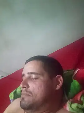 Snapshot of Marcosgay chatting on 06/27/26, 01:21 Marcosgay online show from 06/27/26, 01:21
