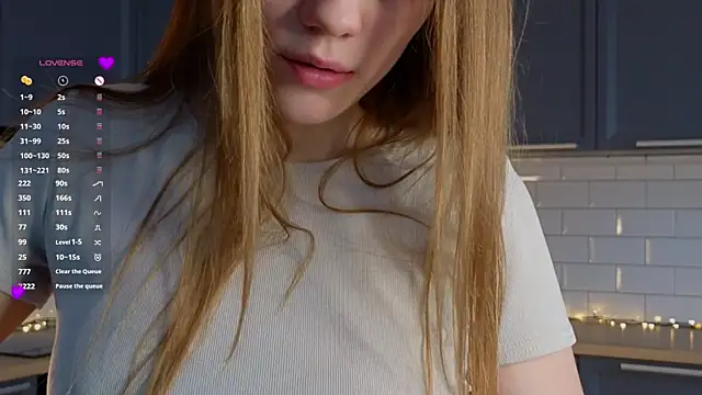 Snapshot of DivaCrystal_ chatting on 06/05/26, 12:22 DivaCrystal online show from 06/05/26, 12:22