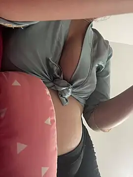 Suki-love online show from 05/30/26, 02:03