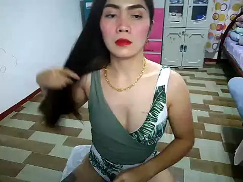 Snapshot of Sexynica chatting on 06/04/26, 02:34 Sexynica online show from 06/04/26, 02:34