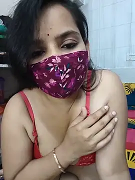 Snapshot of shalini_gupta05 chatting on 06/03/26, 04:45 shalini gupta05 online show from 06/03/26, 04:45