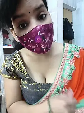 shalini gupta05 online show from 07/15/26, 04:12