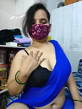 shalini gupta05 online show from 07/22/26, 04:43