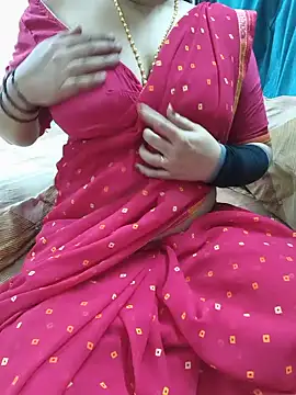 Snapshot of kavyabhabhi chatting on 06/12/26, 08:46 kavyabhabhi online show from 06/12/26, 08:46