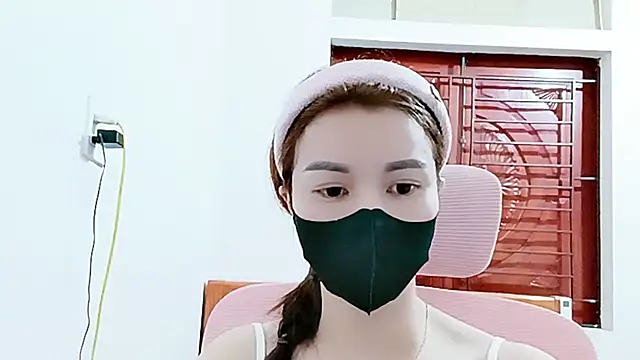 Snapshot of Micky-love chatting on 07/25/26, 05:05 Micky-love online show from 07/25/26, 05:05