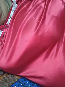 Snapshot of geetha431 chatting on 06/06/26, 10:25 geetha431 online show from 06/06/26, 10:25