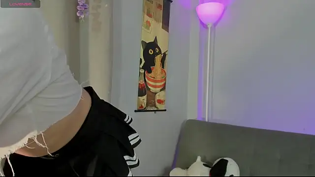 is petite online show from 07/17/26, 03:07