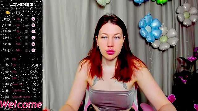 Snapshot of Arya_Curves chatting on 06/12/26, 01:26 Arya Curves online show from 06/12/26, 01:26