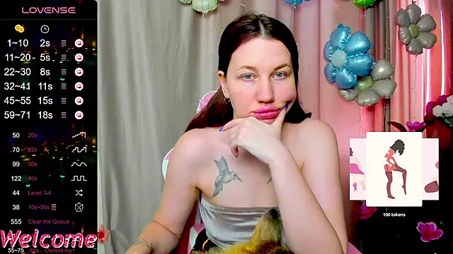 Snapshot of Arya_Curves chatting on 06/14/26, 02:24 Arya Curves online show from 06/14/26, 02:24