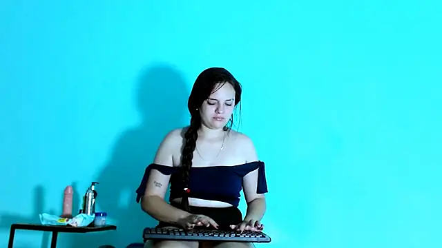 starcutenoir online show from 06/10/26, 01:10