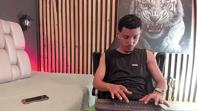 Camilo Contreras online show from 07/13/26, 07:49